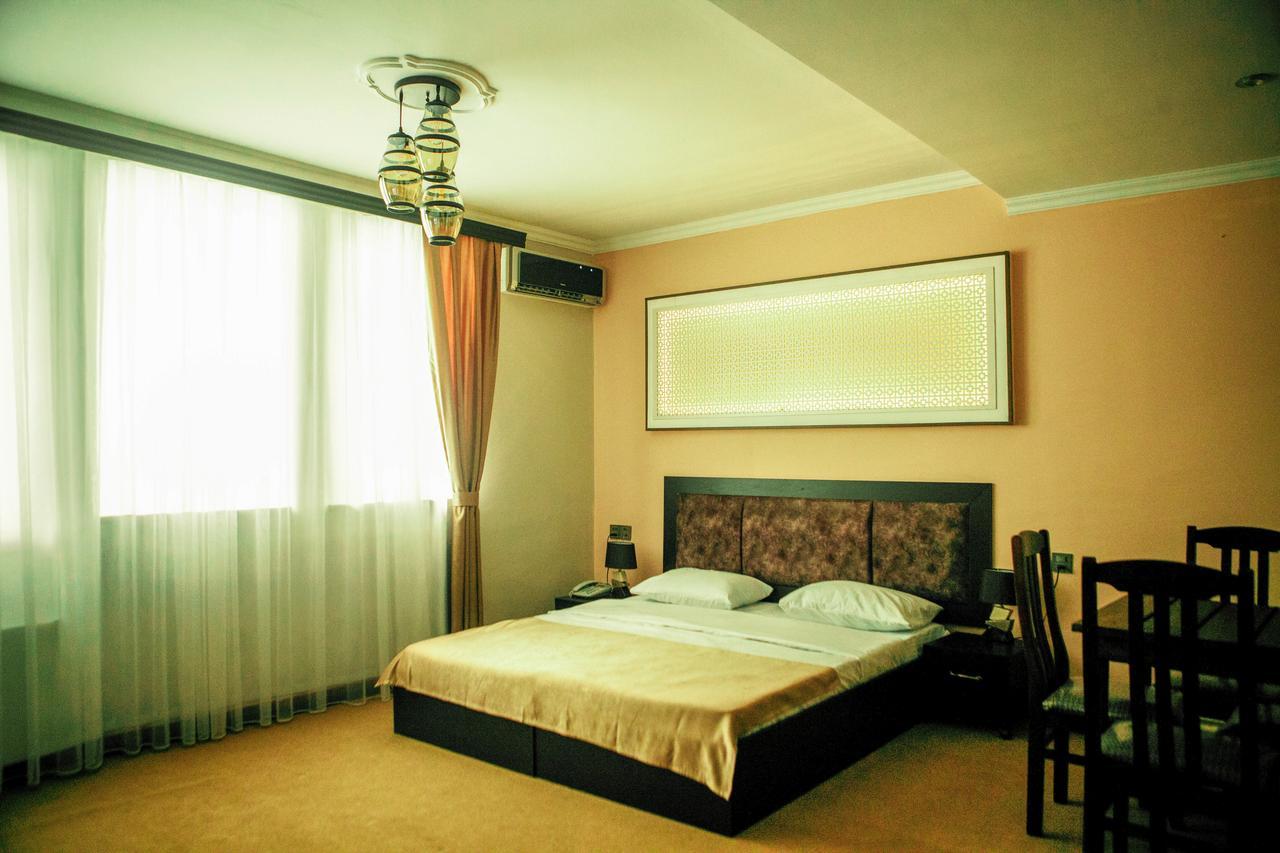 Twin Castle Boutique Hotel Baku Bagian luar foto