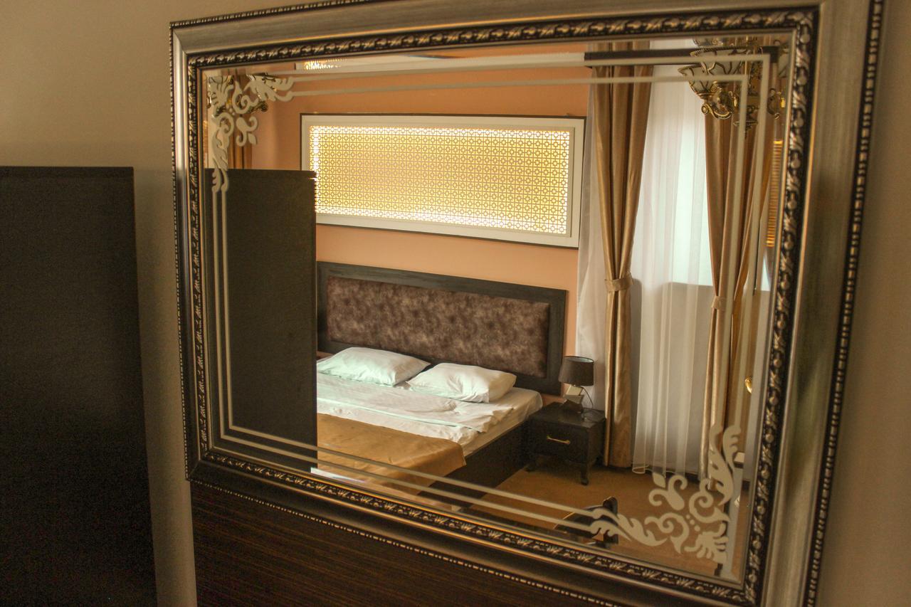 Twin Castle Boutique Hotel Baku Bagian luar foto