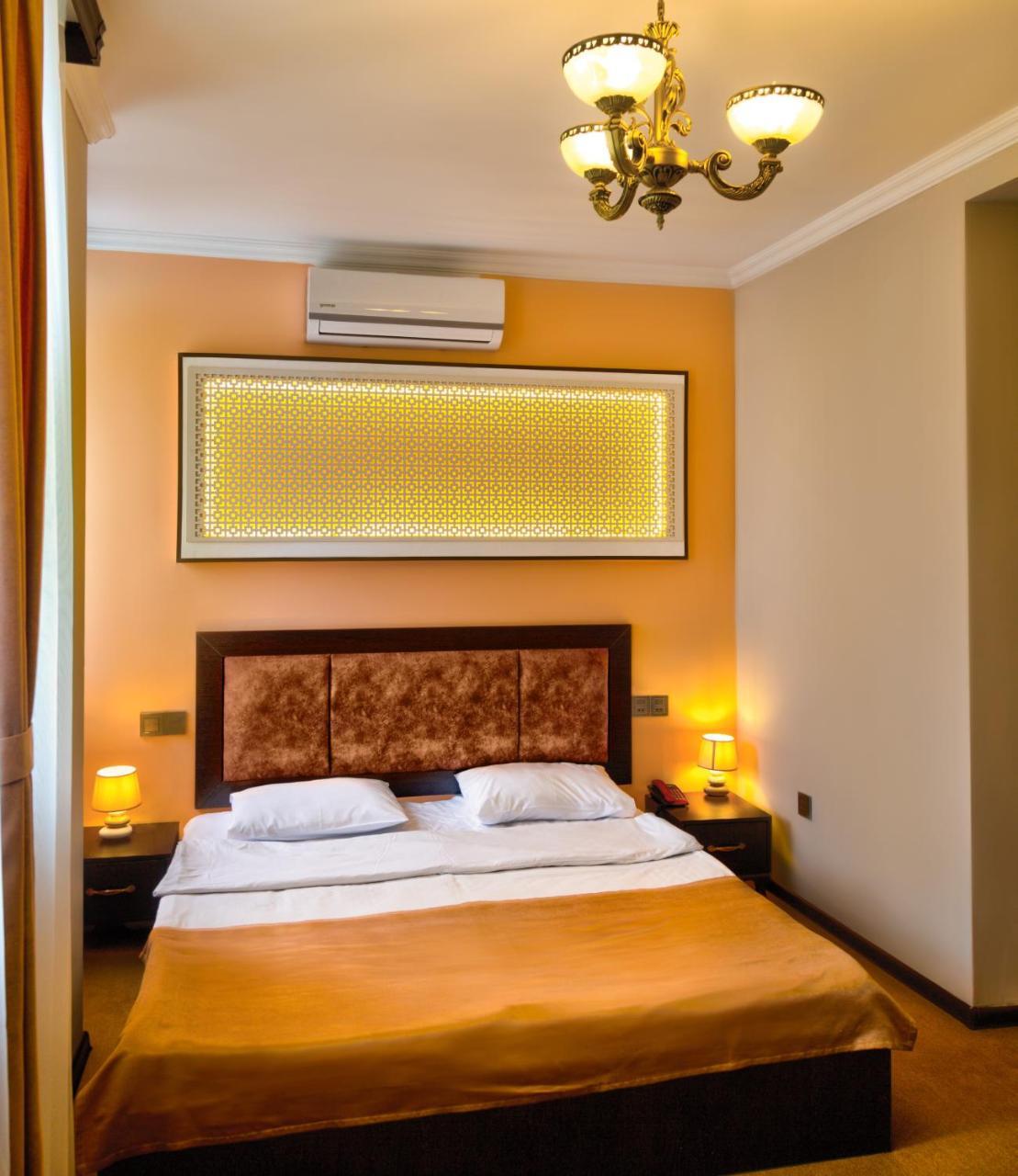 Twin Castle Boutique Hotel Baku Bagian luar foto